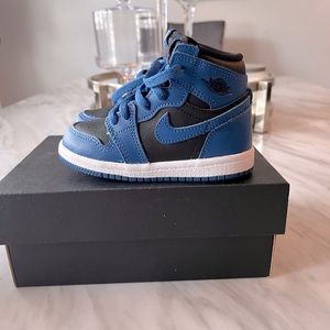 Blue & black air Jordan retro 1s toddler